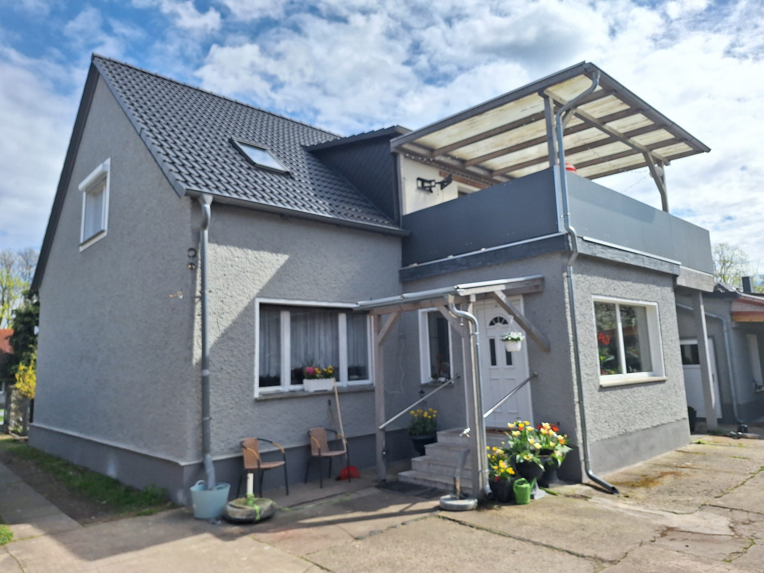 Fassadensanierung und Dachsanierung in Wandlitz - MRM Fachbetrieb